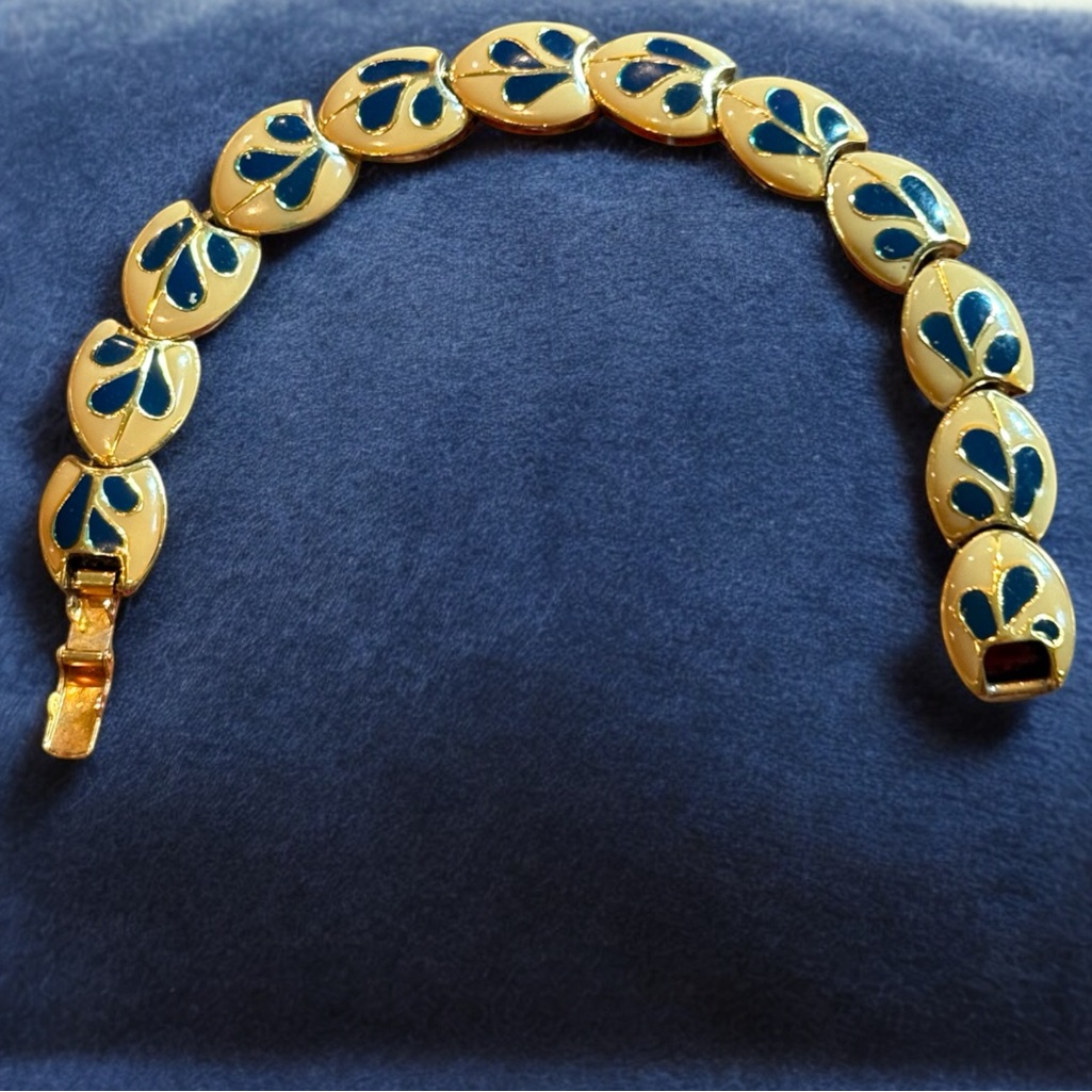 Vintage Classic Gold Vermeil Enamel Black Leaf Design 7.5-Inches Link Bracelet